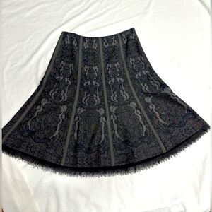 Gianni Bini Jacquard A-Line Skirt - Fringe Hem - Size 6. Gray hues.